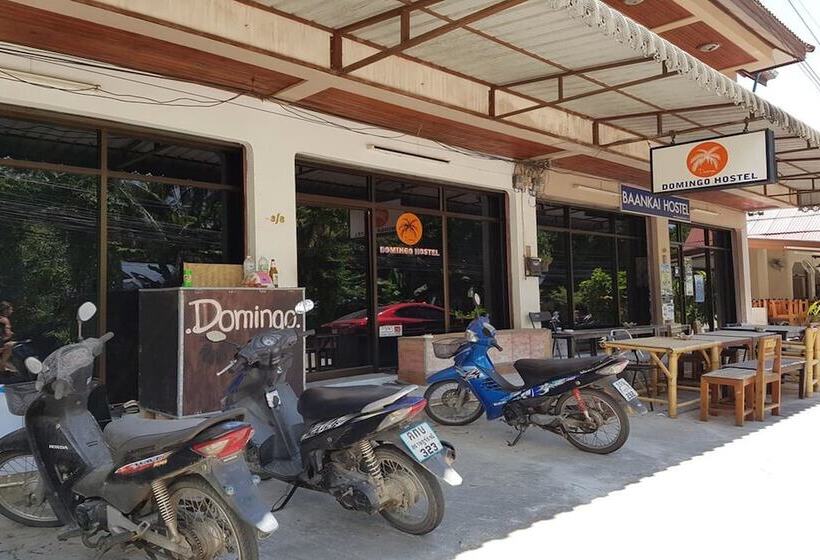 Domingo Hostel Phangan