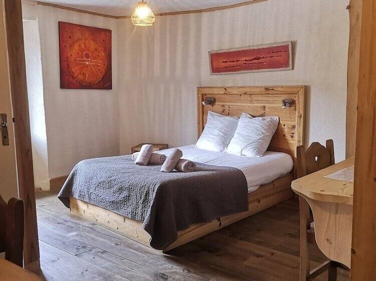 簡易ホテル Auberge Les 2 Moucherolles