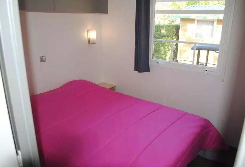 ホテル Camping Lou Cabasson