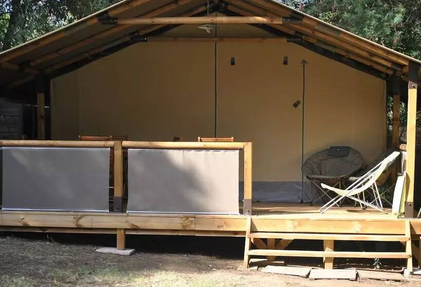 ホテル Camping Lou Cabasson