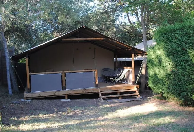 ホテル Camping Lou Cabasson