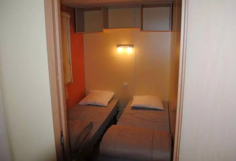 ホテル Camping Lou Cabasson