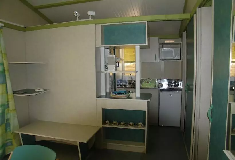Hotelli Camping Lou Cabasson