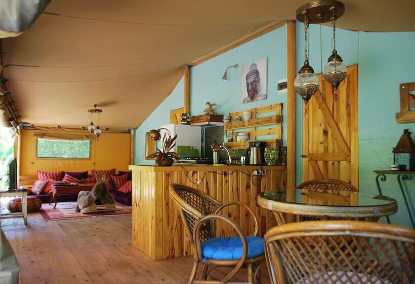 هتل Campo Portakal Eco Glamping