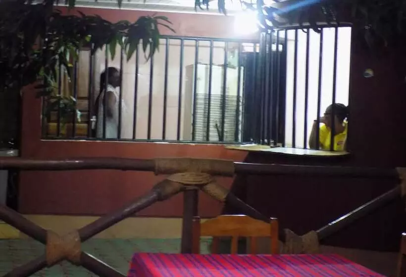 هتل Kilimanjaro Base