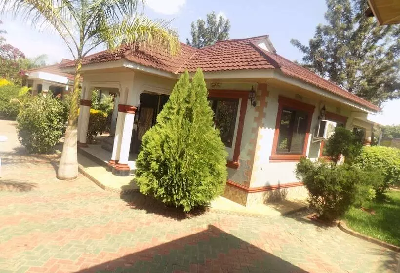 هتل Kilimanjaro Base