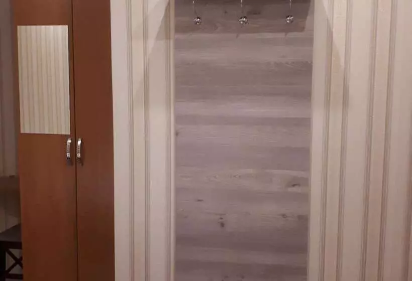 هتل The Apartments