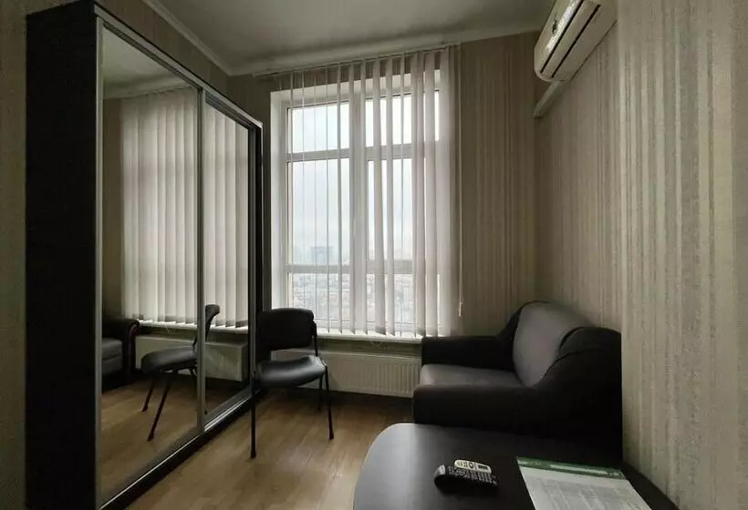 هتل The Apartments