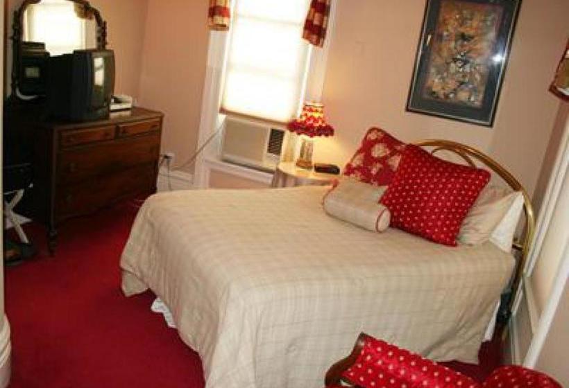 M&m Victorian Bed And Breakfast