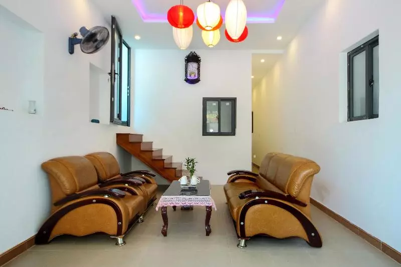 پانسیون Flame Flowers Homestay