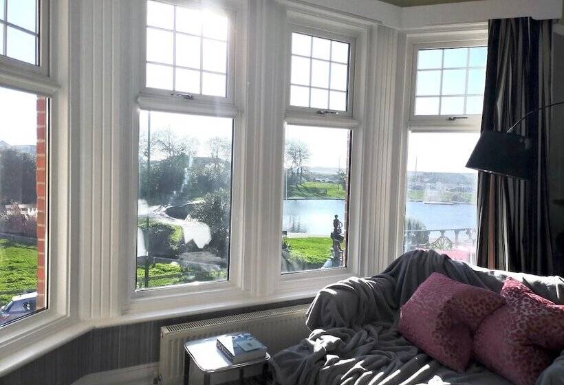 بنسيون Regency Rooms