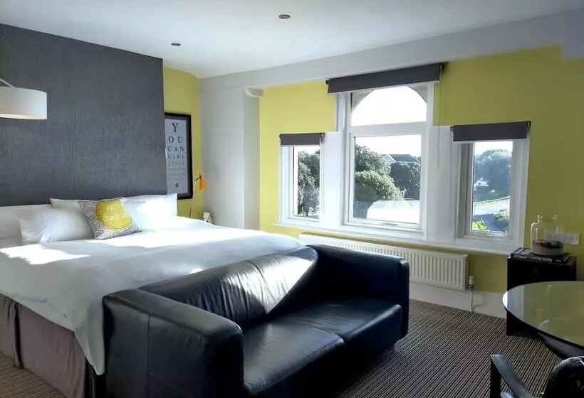 Majatalo Regency Rooms