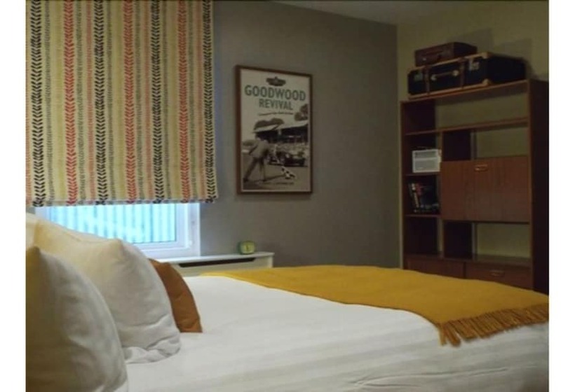 بنسيون Regency Rooms