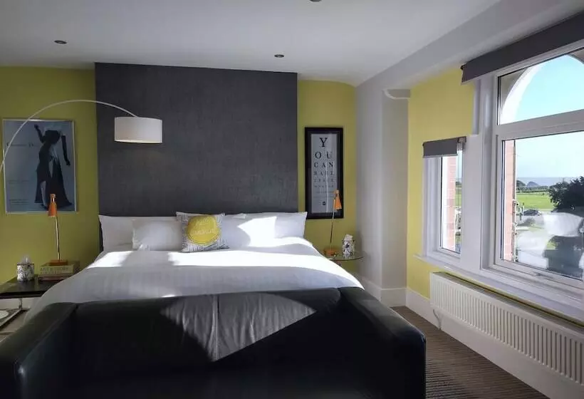 Majatalo Regency Rooms