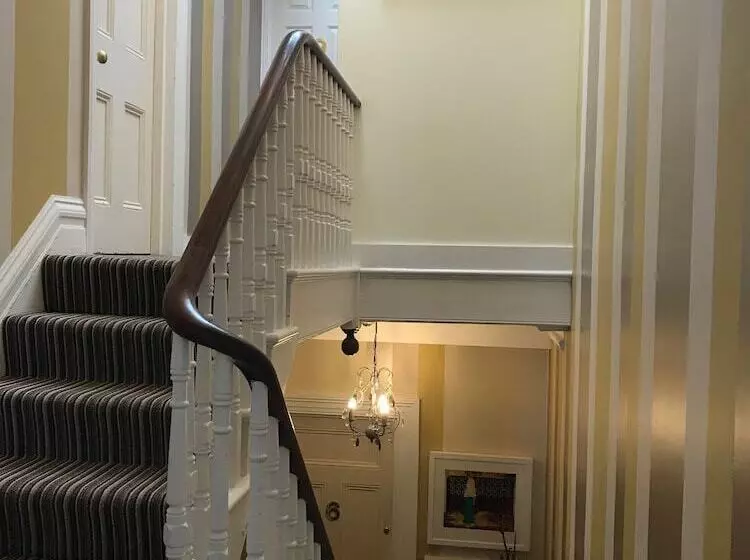 Majatalo Regency Rooms