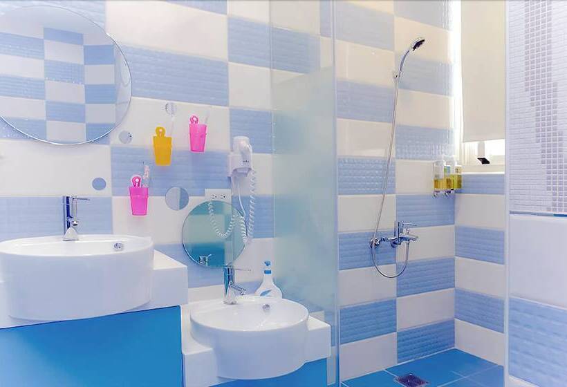 پانسیون Tong's Story Paternity B&b