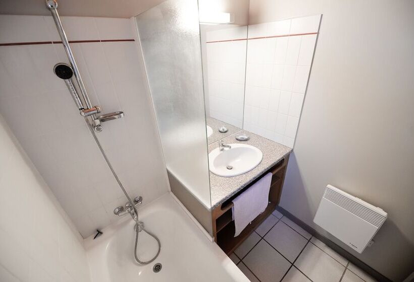 إقامة Les Chalets D Arrens