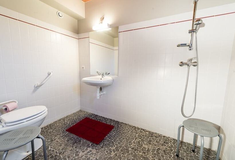 إقامة Les Chalets D Arrens