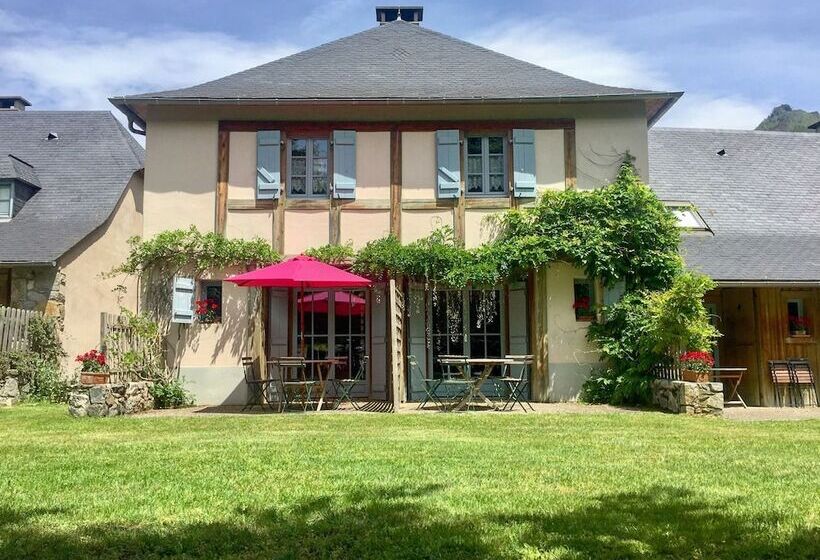 إقامة Les Chalets D Arrens