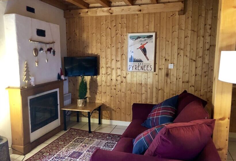 إقامة Les Chalets D Arrens