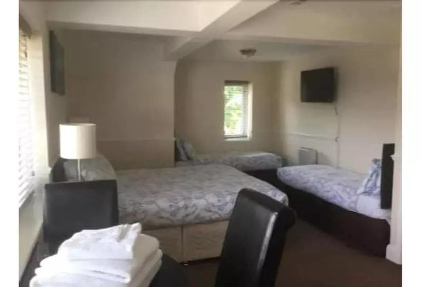 T & J Motel