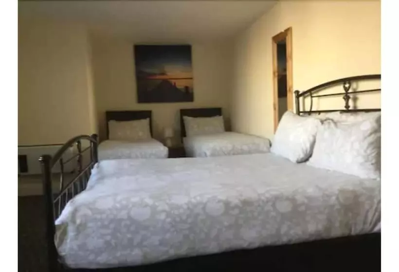 T & J Motel