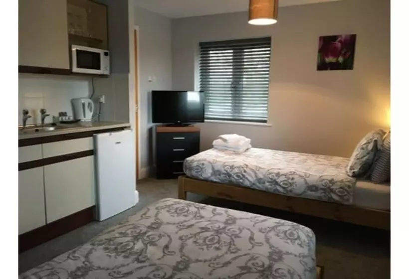 T & J Motel