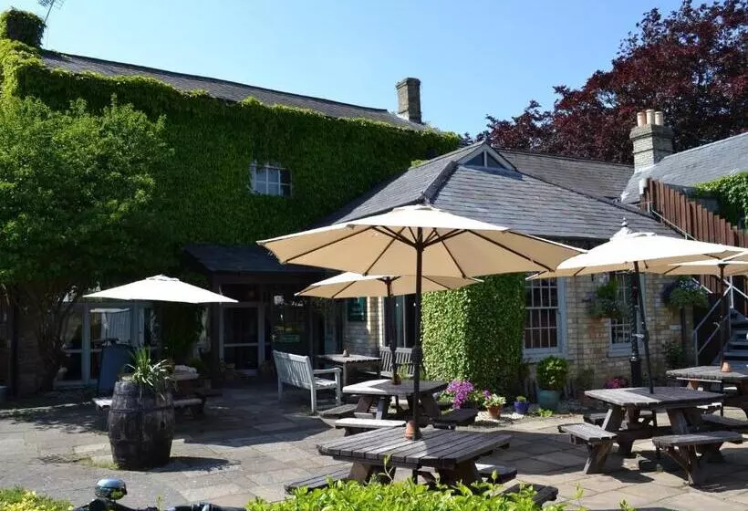 The White Hart Country Inn