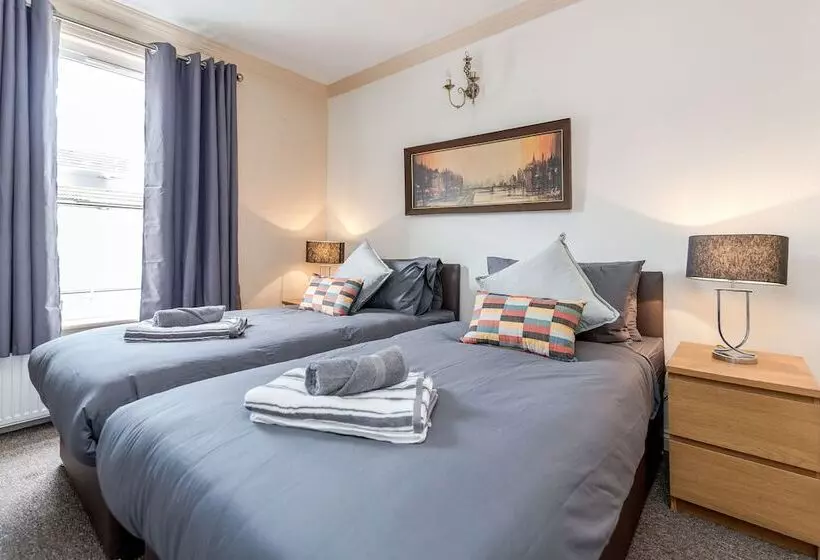 Watford General Suites