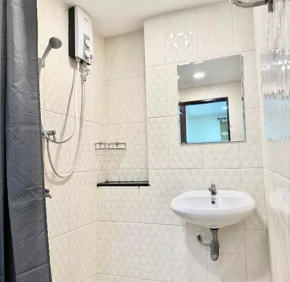 Baan At Khaosan Hostel