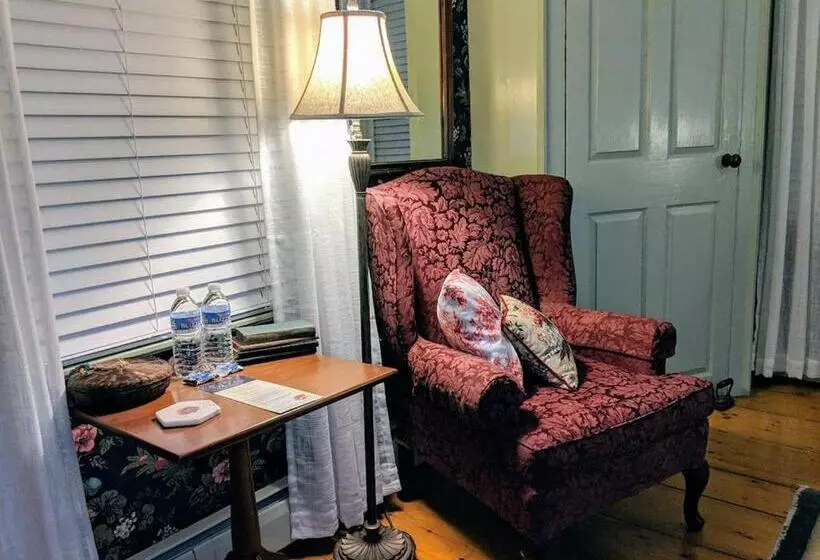 تختخواب و صبحانه Elms Of Camden