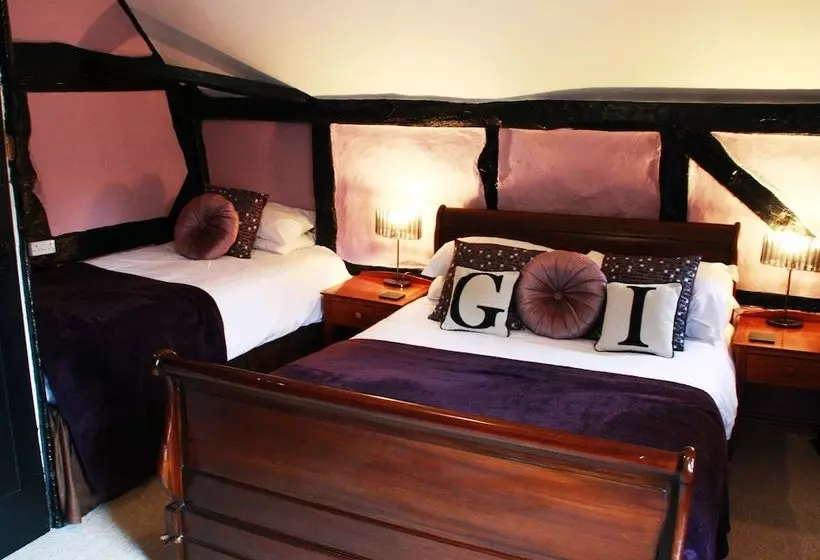 Hostelli The Good Intent