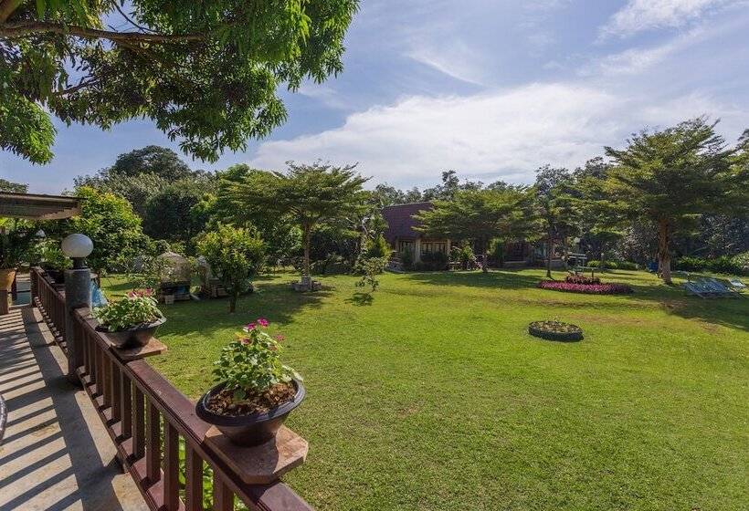 Отель Baan Suan Homestay Koh Kood