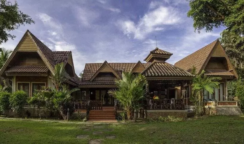 هتل Baan Suan Homestay Koh Kood