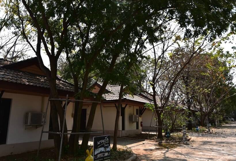 هتل Bangrak Resort