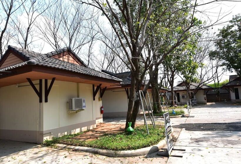 هتل Bangrak Resort