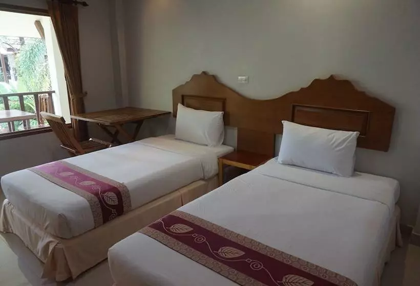 هتل Buppha Resort