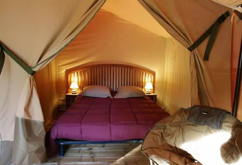 هتل Camping La Rochette