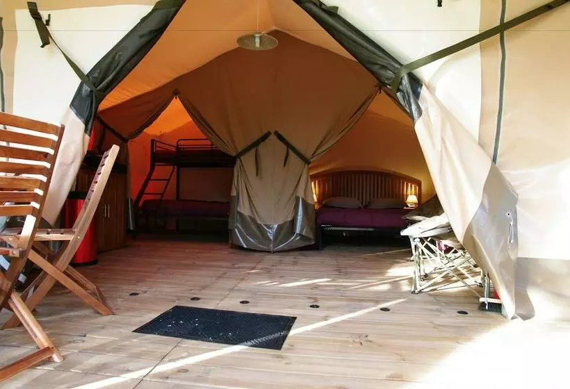هتل Camping La Rochette