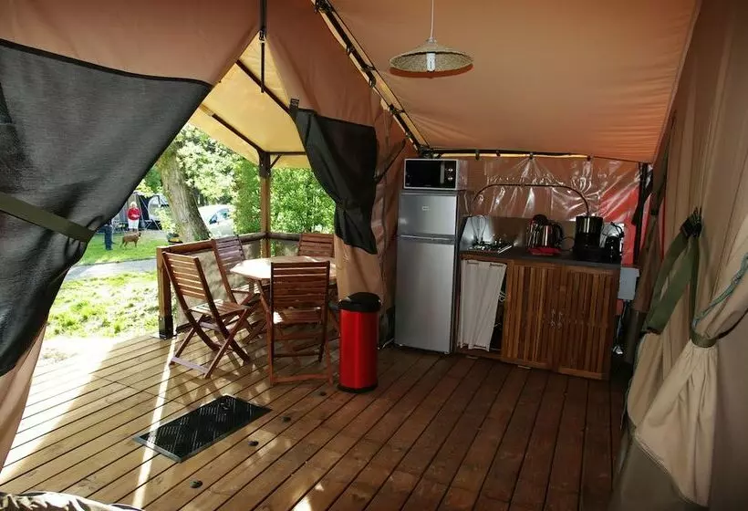 هتل Camping La Rochette