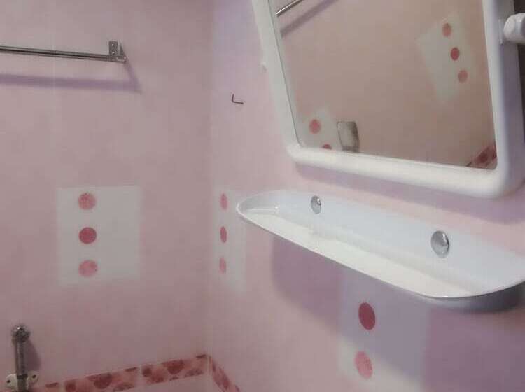 בית מלון כפרי Lan Bua Resort