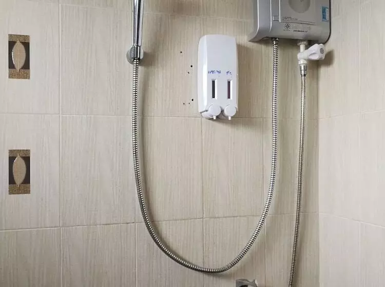 Hotelli Lan Bua Resort