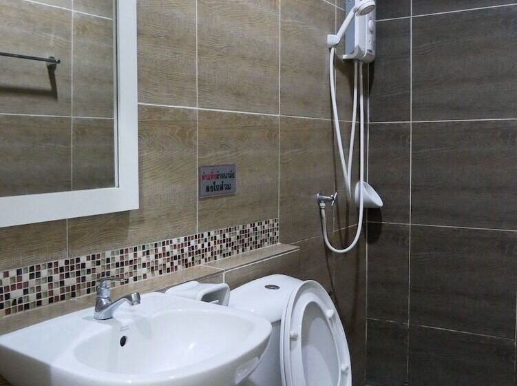 בית מלון כפרי Nature Park Resort