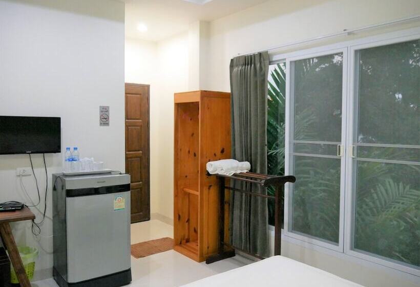 בית מלון כפרי Nature Park Resort