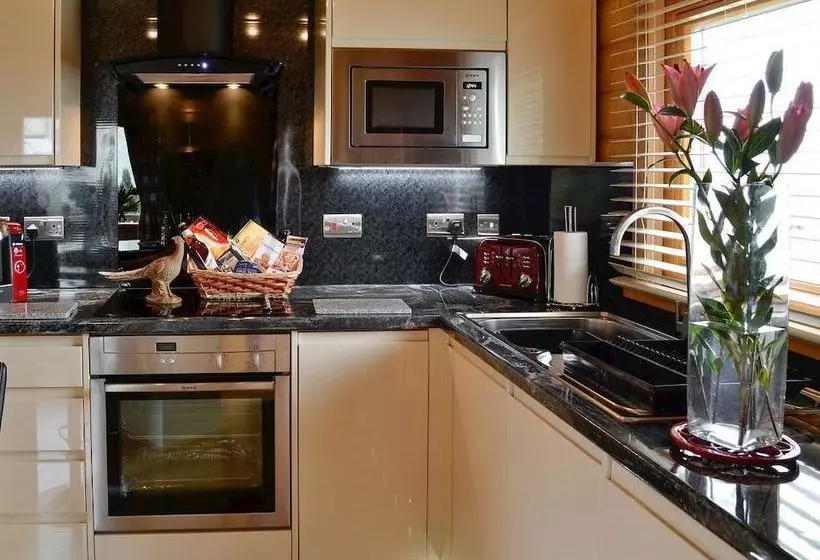 هتل Pheasant Lodge Scottish Borders