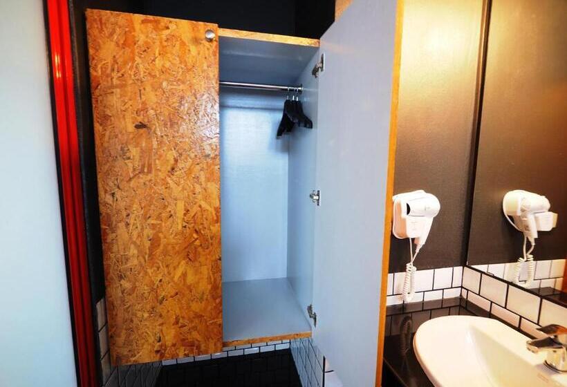 בית מלון כפרי Ps Sriphu