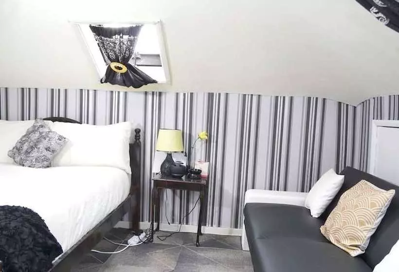 ペンション A & L Lodgings