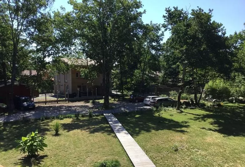 Majatalo Chambres D Hôtes Chai Lauge