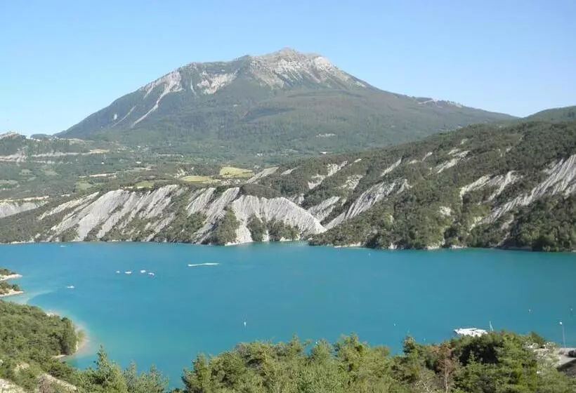 Majatalo Gîte Auberge Les Terres Blanches De Méolans