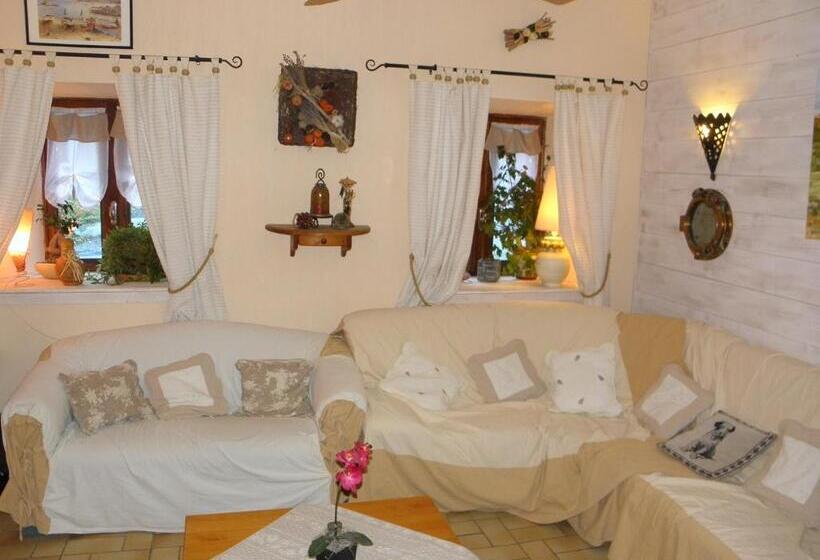 بنسيون Gîte Auberge Les Terres Blanches De Méolans